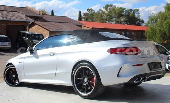 Acheter Occasion Voiture Mercedes‒Benz C–Class Gris à Mbabane, Manzini Acheter Occasion Voiture Mercedes‒Benz C–Class Gris à Mbabane, Manzini