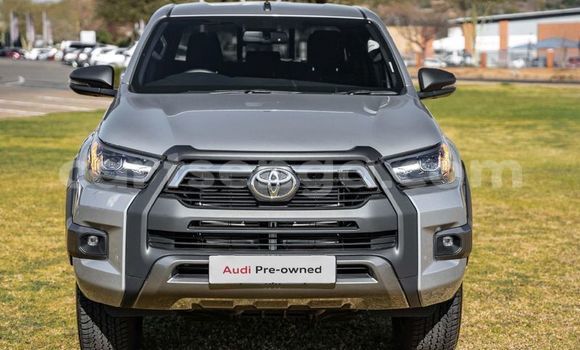 Buy Used Toyota Hilux Silver Car in Mbabane in Manzini Buy Used Toyota Hilux Silver Car in Mbabane in Manzini
