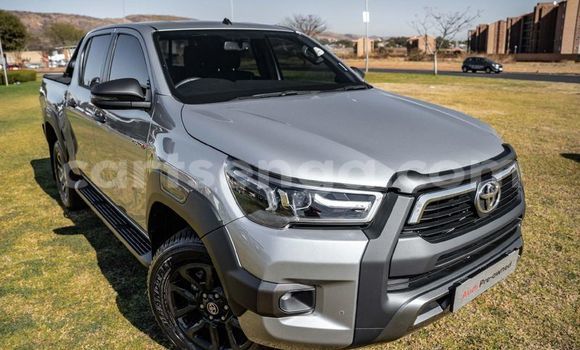 Buy Used Toyota Hilux Silver Car in Mbabane in Manzini Buy Used Toyota Hilux Silver Car in Mbabane in Manzini