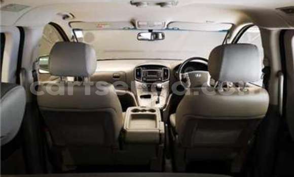 Buy Used Hyundai H1 White Car in Manzini in Manzini Buy Used Hyundai H1 White Car in Manzini in Manzini
