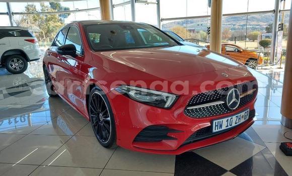 Buy Used Mercedes‒Benz GLA-klasse Red Car in Mbabane in Manzini Buy Used Mercedes‒Benz GLA-klasse Red Car in Mbabane in Manzini