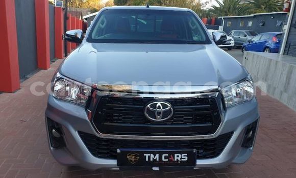 Nunua Ilio tumika Toyota Hilux Beige Gari ndani ya Ezulwini nchini Hhohho Nunua Ilio tumika Toyota Hilux Beige Gari ndani ya Ezulwini nchini Hhohho