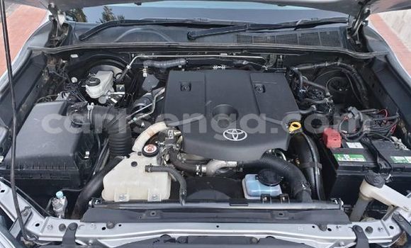 Nunua Ilio tumika Toyota Hilux Beige Gari ndani ya Ezulwini nchini Hhohho Nunua Ilio tumika Toyota Hilux Beige Gari ndani ya Ezulwini nchini Hhohho