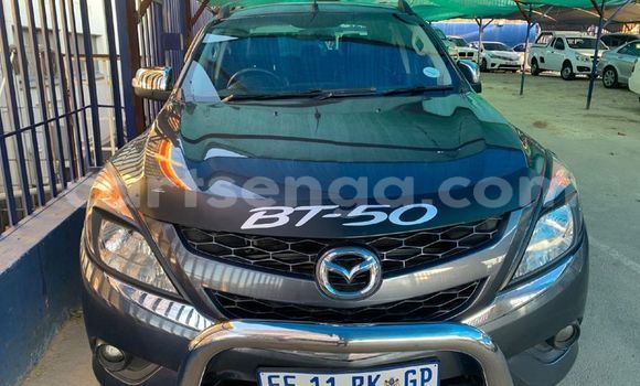 Nunua Ilio tumika Mazda BT-50 Beige Gari ndani ya Ezulwini nchini Hhohho Nunua Ilio tumika Mazda BT-50 Beige Gari ndani ya Ezulwini nchini Hhohho