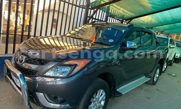 Acheter Occasion Voiture Mazda BT-50 Beige à Ezulwini, Hhohho Acheter Occasion Voiture Mazda BT-50 Beige à Ezulwini, Hhohho