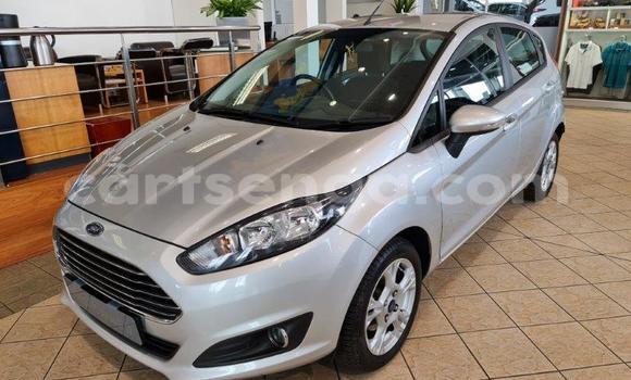 Nunua Ilio tumika Ford Fiesta Silver Gari ndani ya Ezulwini nchini Hhohho Nunua Ilio tumika Ford Fiesta Silver Gari ndani ya Ezulwini nchini Hhohho