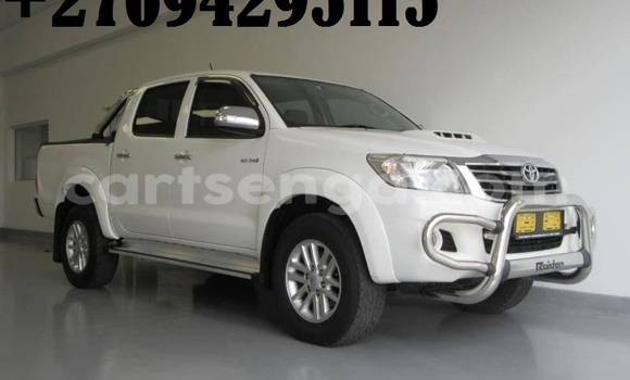 Buy Used Toyota Hilux White Car in Mbabane in Manzini Buy Used Toyota Hilux White Car in Mbabane in Manzini