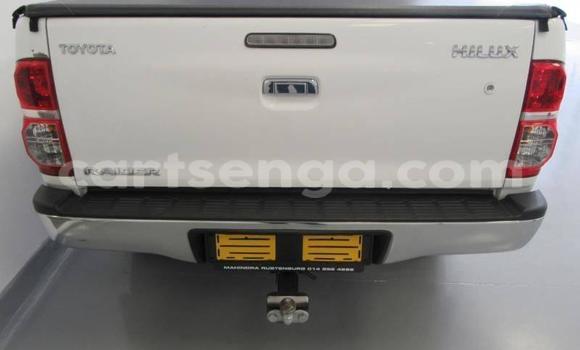 Buy Used Toyota Hilux White Car in Mbabane in Manzini Buy Used Toyota Hilux White Car in Mbabane in Manzini