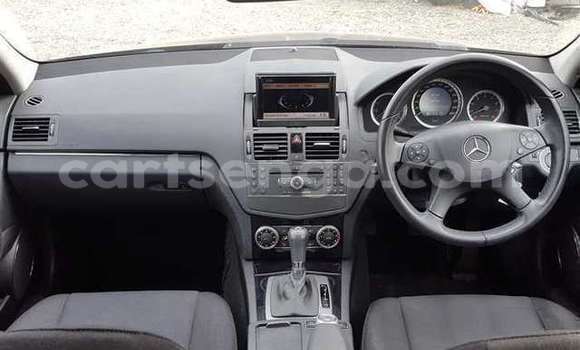 Acheter Occasion Voiture Mercedes‒Benz C–Class Noir à Bhunya, Manzini Acheter Occasion Voiture Mercedes‒Benz C–Class Noir à Bhunya, Manzini