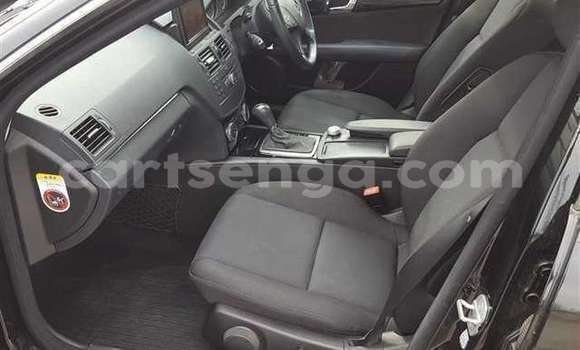 Acheter Occasion Voiture Mercedes‒Benz C–Class Noir à Bhunya, Manzini Acheter Occasion Voiture Mercedes‒Benz C–Class Noir à Bhunya, Manzini