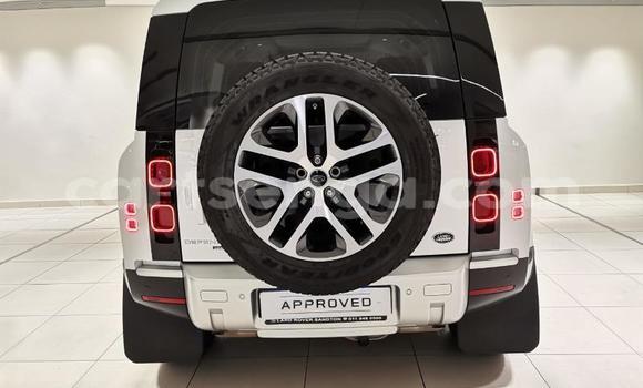 Buy Used Land Rover Defender White Car in Mbabane in Manzini Buy Used Land Rover Defender White Car in Mbabane in Manzini