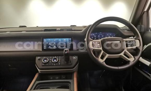 Buy Used Land Rover Defender White Car in Mbabane in Manzini Buy Used Land Rover Defender White Car in Mbabane in Manzini