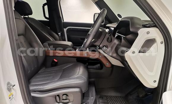 Buy Used Land Rover Defender White Car in Mbabane in Manzini Buy Used Land Rover Defender White Car in Mbabane in Manzini
