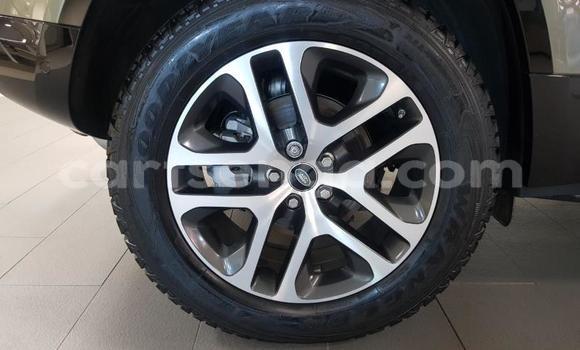 Buy Used Land Rover Defender Beige Car in Ezulwini in Hhohho Buy Used Land Rover Defender Beige Car in Ezulwini in Hhohho