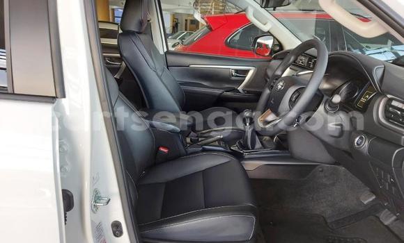 Acheter Occasion Voiture Toyota Fortuner Blanc à Ezulwini, Hhohho Acheter Occasion Voiture Toyota Fortuner Blanc à Ezulwini, Hhohho
