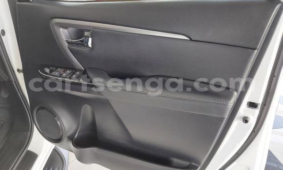 Acheter Occasion Voiture Toyota Fortuner Blanc à Ezulwini, Hhohho Acheter Occasion Voiture Toyota Fortuner Blanc à Ezulwini, Hhohho