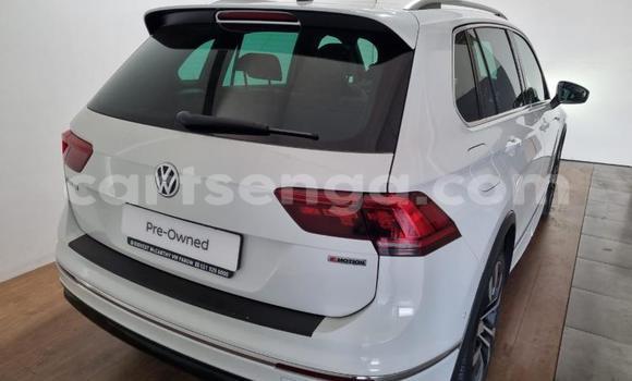 Nunua Ilio tumika Volkswagen Tiguan White Gari ndani ya Manzini nchini Manzini Nunua Ilio tumika Volkswagen Tiguan White Gari ndani ya Manzini nchini Manzini
