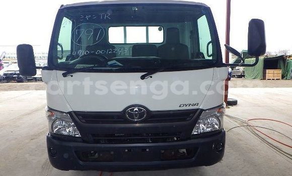Buy Used Toyota Dyna White Truck in Big Bend in Lubombo District Buy Used Toyota Dyna White Truck in Big Bend in Lubombo District