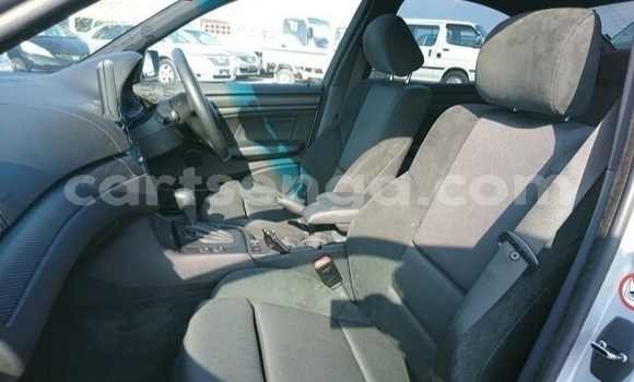 Acheter Occasion Voiture BMW 3–Series Gris à Big Bend, Lubombo District Acheter Occasion Voiture BMW 3–Series Gris à Big Bend, Lubombo District