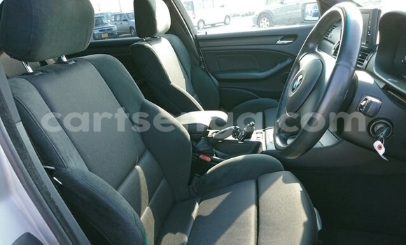 Acheter Occasion Voiture BMW 3–Series Gris à Big Bend, Lubombo District Acheter Occasion Voiture BMW 3–Series Gris à Big Bend, Lubombo District