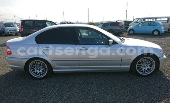 Acheter Occasion Voiture BMW 3–Series Gris à Big Bend, Lubombo District Acheter Occasion Voiture BMW 3–Series Gris à Big Bend, Lubombo District