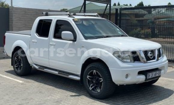 Nunua Ilio tumika Nissan Navara Silver Gari ndani ya Big Bend nchini Wilaya ya Lubombo