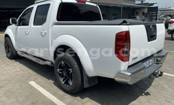 Acheter Occasion Voiture Nissan Navara Gris à Big Bend, Lubombo District Acheter Occasion Voiture Nissan Navara Gris à Big Bend, Lubombo District