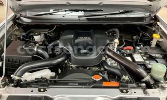 Acheter Occasion Voiture Isuzu KB Gris à Big Bend, Lubombo District Acheter Occasion Voiture Isuzu KB Gris à Big Bend, Lubombo District