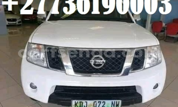 Buy Used Nissan Navara White Car in Mbabane in Manzini Buy Used Nissan Navara White Car in Mbabane in Manzini