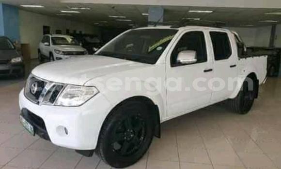 Buy Used Nissan Navara White Car in Mbabane in Manzini Buy Used Nissan Navara White Car in Mbabane in Manzini