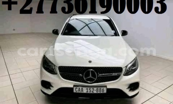 Acheter Occasion Voiture Mercedes‒Benz AMG GLC Blanc à Mbabane, Manzini Acheter Occasion Voiture Mercedes‒Benz AMG GLC Blanc à Mbabane, Manzini