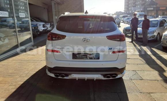 Acheter Occasion Voiture Hyundai Tucson Blanc à Mbabane, Manzini Acheter Occasion Voiture Hyundai Tucson Blanc à Mbabane, Manzini