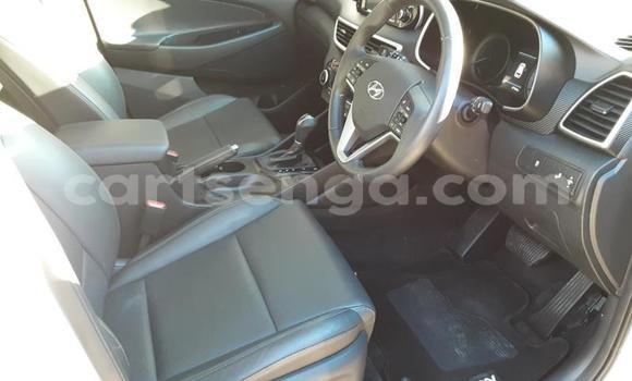 Acheter Occasion Voiture Hyundai Tucson Blanc à Mbabane, Manzini Acheter Occasion Voiture Hyundai Tucson Blanc à Mbabane, Manzini