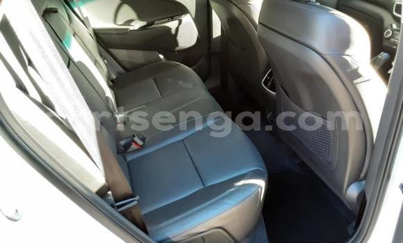 Acheter Occasion Voiture Hyundai Tucson Blanc à Mbabane, Manzini Acheter Occasion Voiture Hyundai Tucson Blanc à Mbabane, Manzini