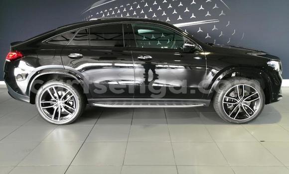 Acheter Occasion Voiture Mercedes-Benz E-Classe Noir à Mbabane, Manzini Acheter Occasion Voiture Mercedes-Benz E-Classe Noir à Mbabane, Manzini