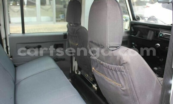 Buy Used Land Rover Freelander White Car in Mbabane in Manzini Buy Used Land Rover Freelander White Car in Mbabane in Manzini