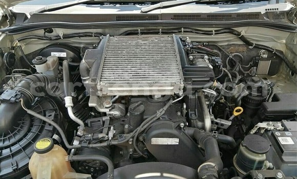 Buy Used Toyota Hilux Silver Car in Mbabane in Manzini Buy Used Toyota Hilux Silver Car in Mbabane in Manzini