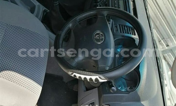 Buy Used Toyota Hilux Silver Car in Mbabane in Manzini Buy Used Toyota Hilux Silver Car in Mbabane in Manzini