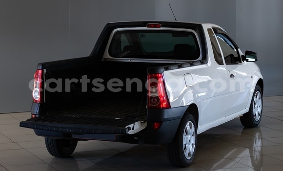 Buy Used Nissan NP 300 White Car in Mbabane in Manzini Buy Used Nissan NP 300 White Car in Mbabane in Manzini