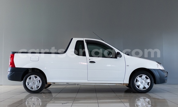 Buy Used Nissan NP 300 White Car in Mbabane in Manzini Buy Used Nissan NP 300 White Car in Mbabane in Manzini