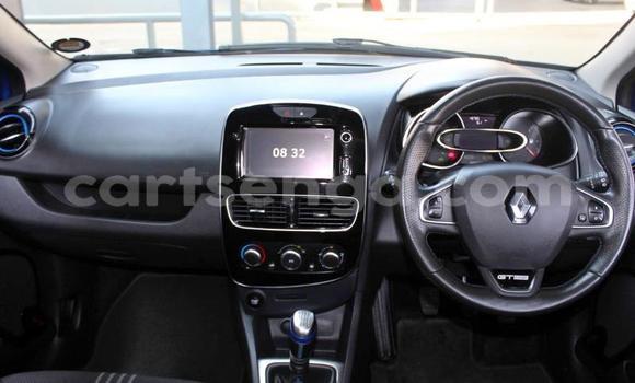 Nunua Ilio tumika Renault Clio Blue Gari ndani ya Hlatikulu nchini Wilaya ya Shiselweni Nunua Ilio tumika Renault Clio Blue Gari ndani ya Hlatikulu nchini Wilaya ya Shiselweni