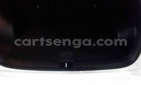 Buy Used Hyundai Tucson White Car in Mbabane in Manzini Buy Used Hyundai Tucson White Car in Mbabane in Manzini