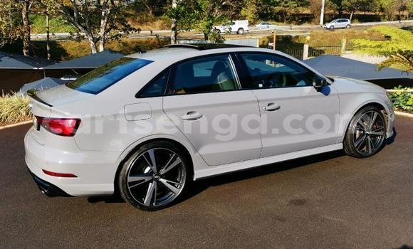 Acheter Occasion Voiture Audi RS3 Bleu à Mbabane, Manzini Acheter Occasion Voiture Audi RS3 Bleu à Mbabane, Manzini