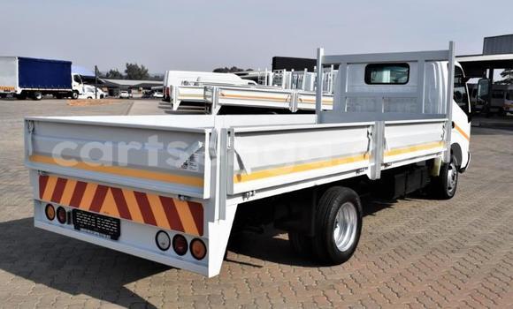 Buy Used Toyota Dyna White Car in Mbabane in Manzini Buy Used Toyota Dyna White Car in Mbabane in Manzini