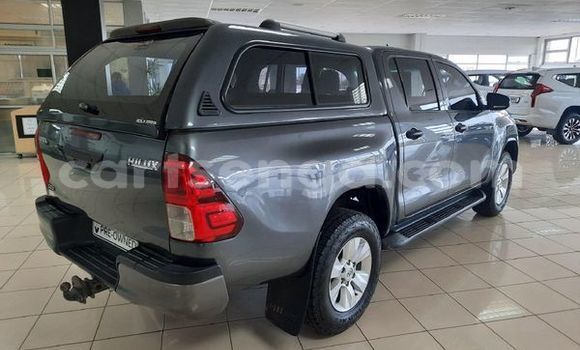 Acheter Occasion Voiture Toyota Hilux Rouge à Mbabane, Manzini Acheter Occasion Voiture Toyota Hilux Rouge à Mbabane, Manzini
