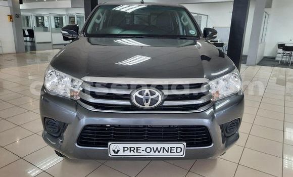 Acheter Occasion Voiture Toyota Hilux Rouge à Mbabane, Manzini Acheter Occasion Voiture Toyota Hilux Rouge à Mbabane, Manzini