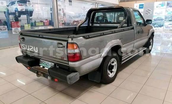 Acheter Occasion Voiture Isuzu KB Gris à Mbabane, Manzini Acheter Occasion Voiture Isuzu KB Gris à Mbabane, Manzini