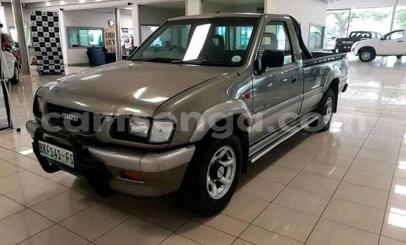 Acheter Occasion Voiture Isuzu KB Gris à Mbabane, Manzini Acheter Occasion Voiture Isuzu KB Gris à Mbabane, Manzini