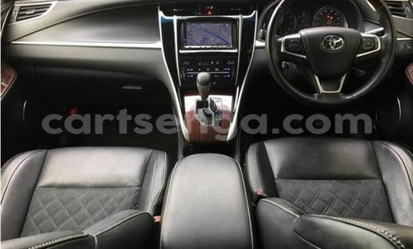 Buy Used Toyota Harrier Silver Car in Mbabane in Manzini Buy Used Toyota Harrier Silver Car in Mbabane in Manzini