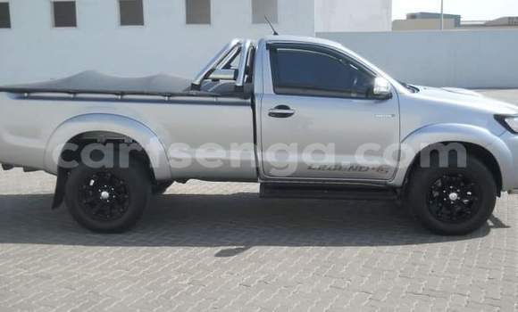 Nunua Ilio tumika Toyota Hilux Silver Gari ndani ya Ezulwini nchini Hhohho Nunua Ilio tumika Toyota Hilux Silver Gari ndani ya Ezulwini nchini Hhohho